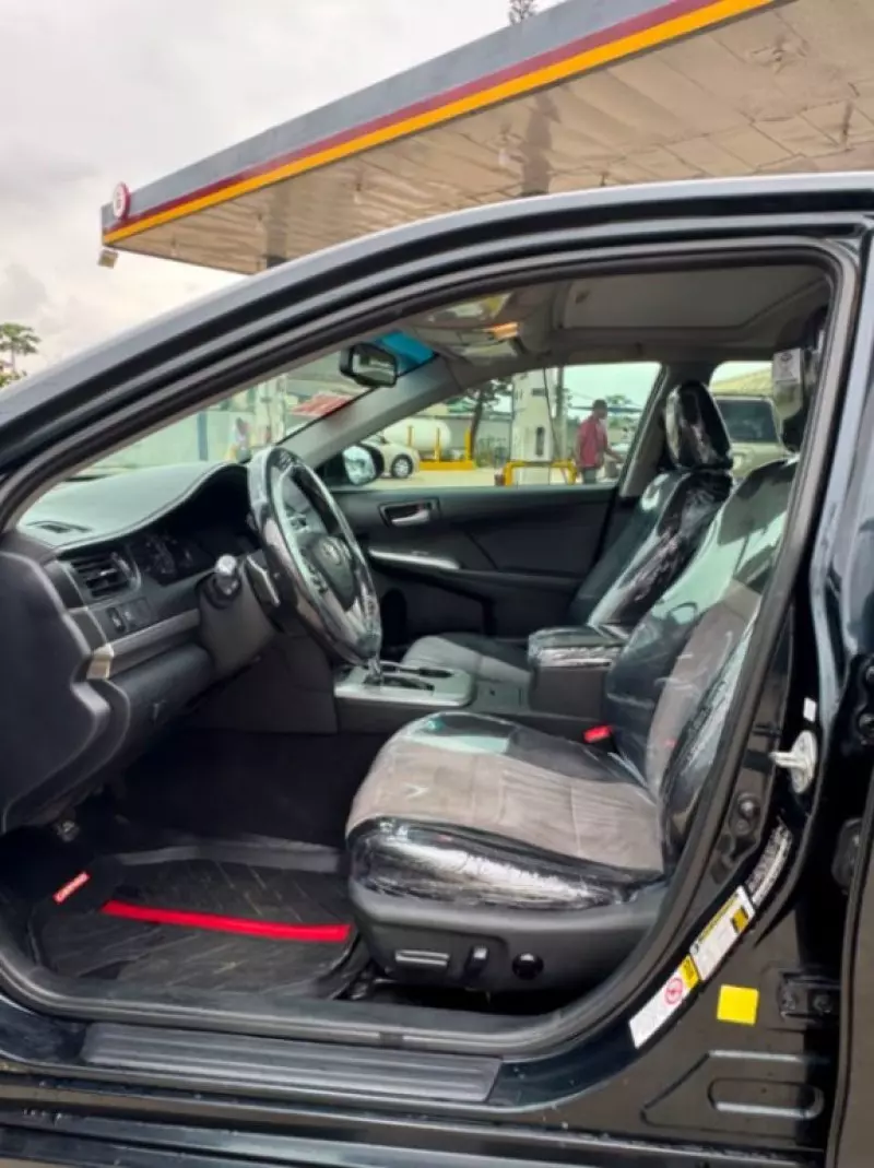 TOYOTA Camry   - 2013