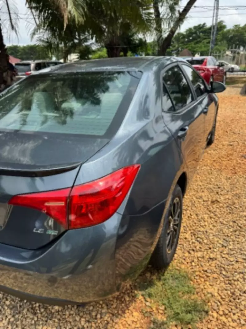 Toyota Corolla   - 2015