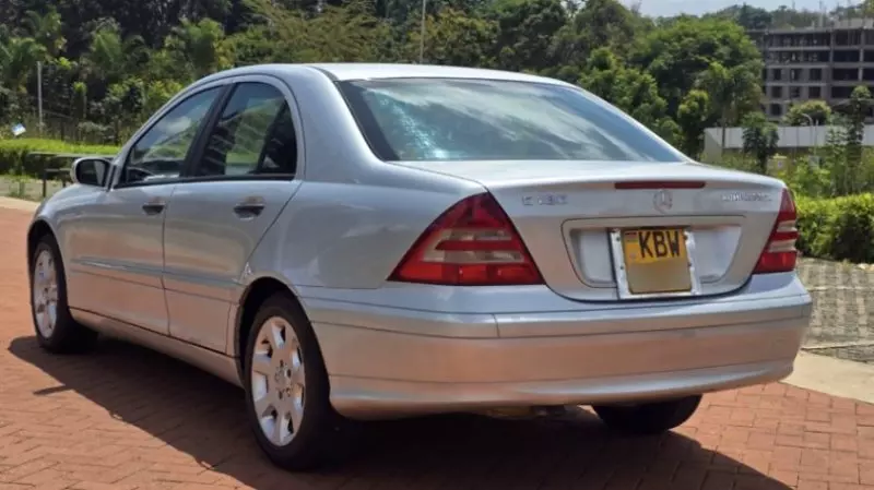 Mercedes-Benz 200   - 2007