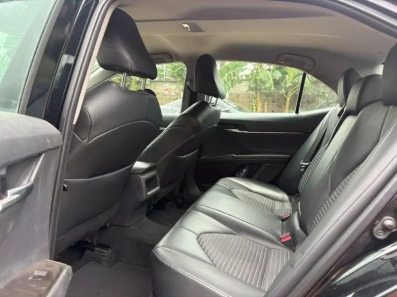 TOYOTA Camry   - 2021