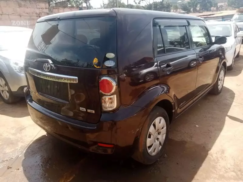 Toyota Rumion   - 2012
