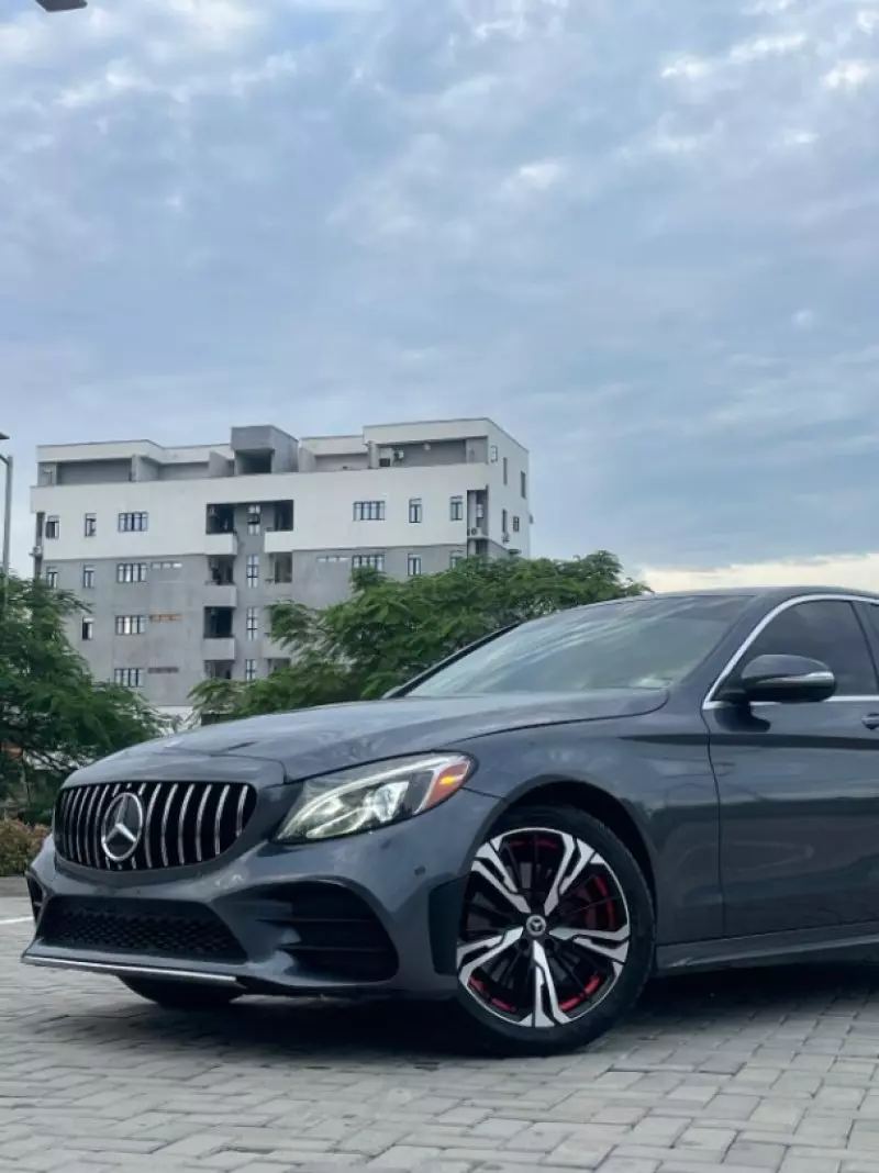 Mercedes-Benz C 300 - 2015
