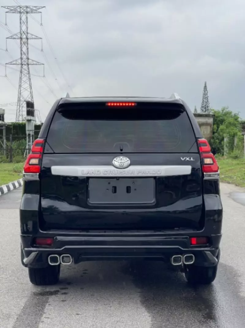 Toyota Landcruiser Prado   - 2014