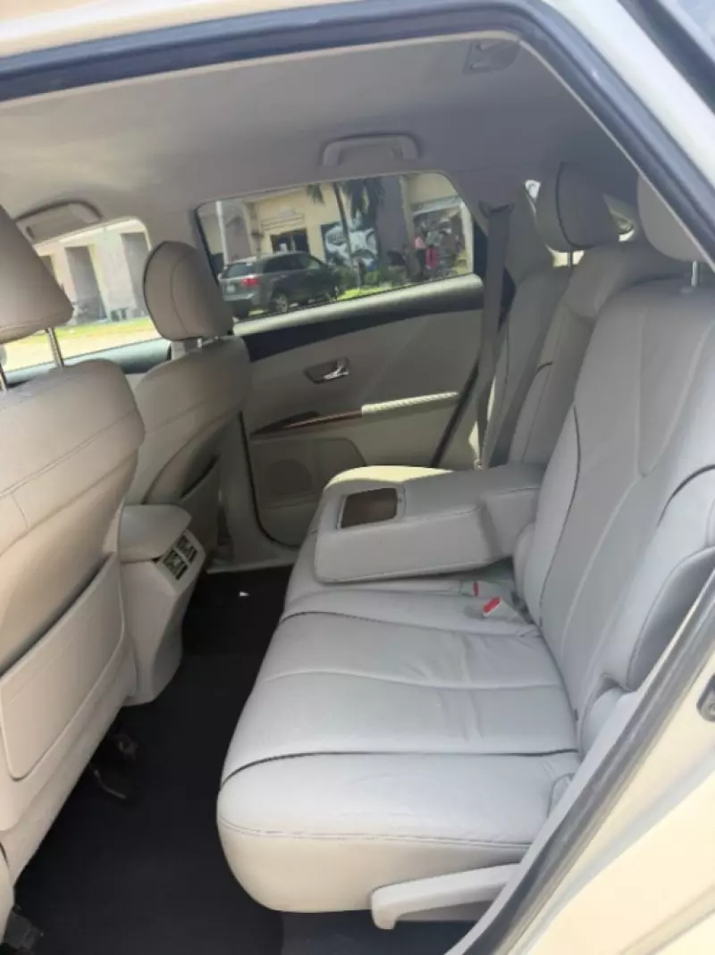 TOYOTA Venza   - 2009