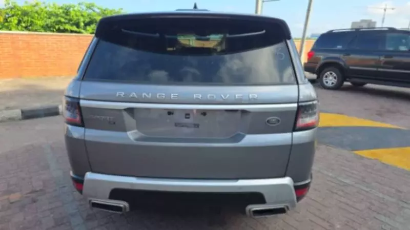 Land Rover Range Rover Sport   - 2020