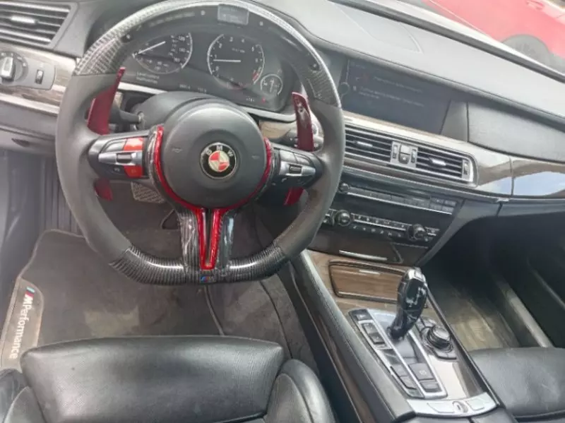 BMW 750 li   - 2009
