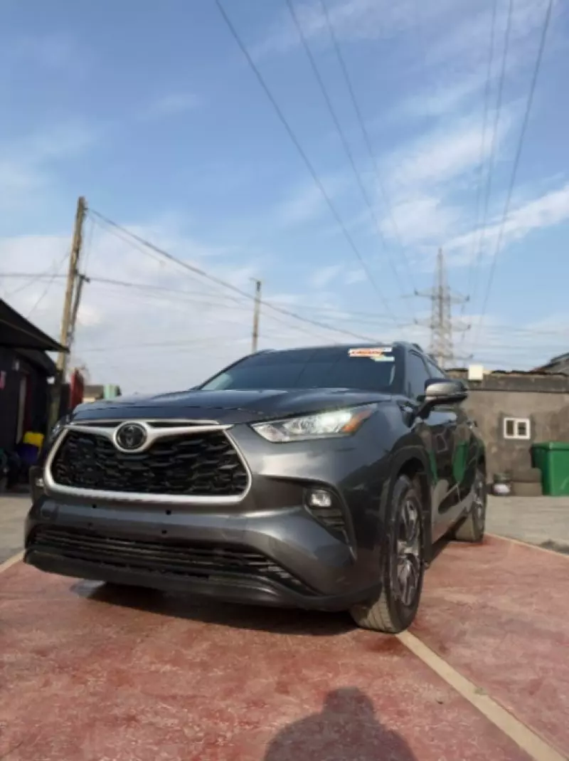 TOYOTA Highlander - 2020