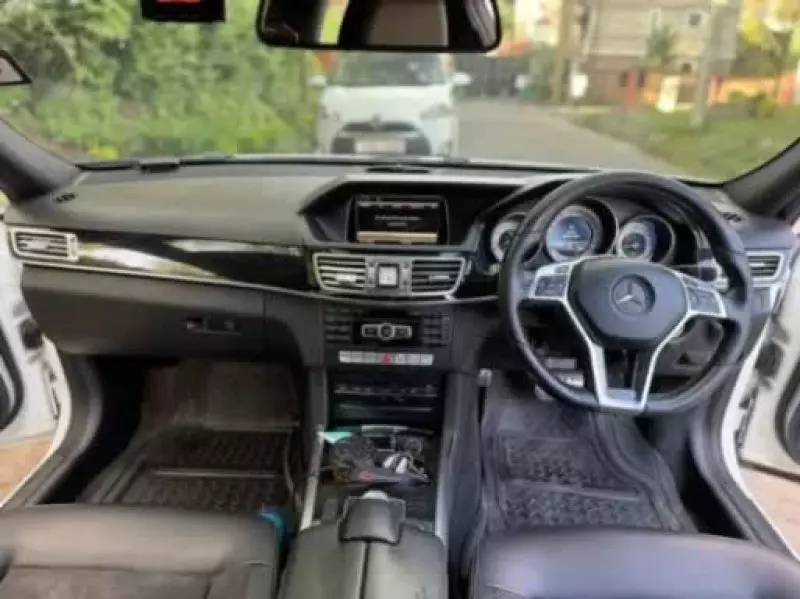 Mercedes-Benz E 220   - 2014