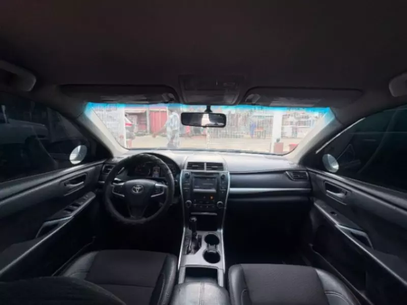 Toyota Camry   - 2017