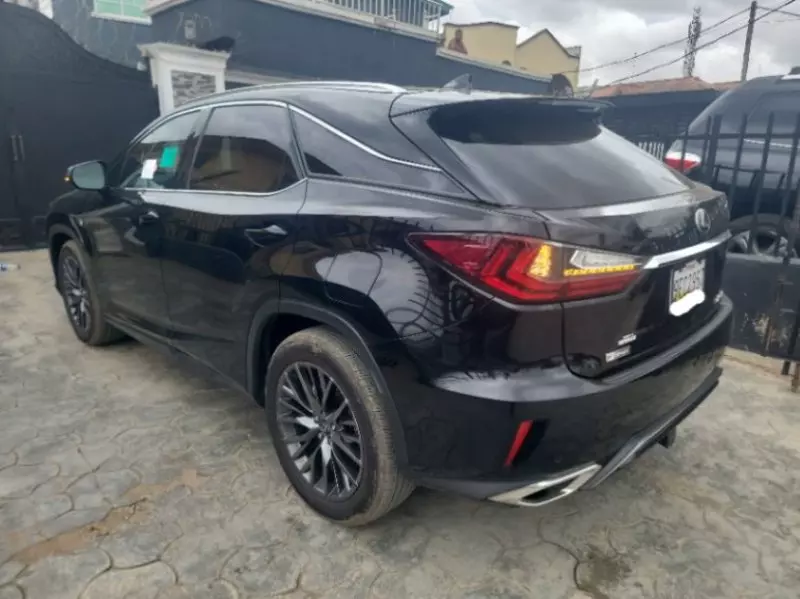 Lexus RX   - 2018