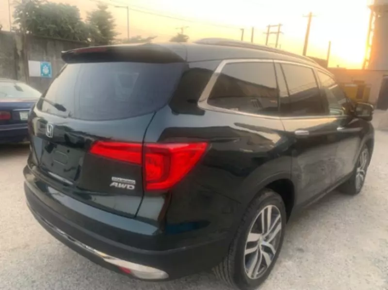 Honda Pilot   - 2016