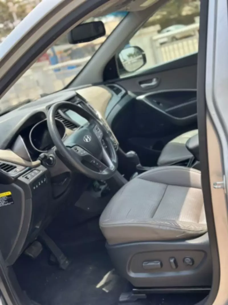 Hyundai Santa Fe - 2014