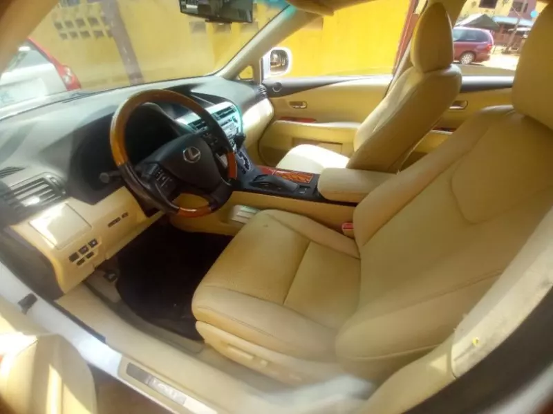Lexus RX 350   - 2010