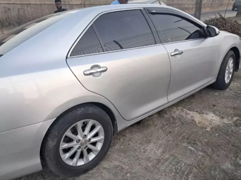 Toyota Camry   - 2014