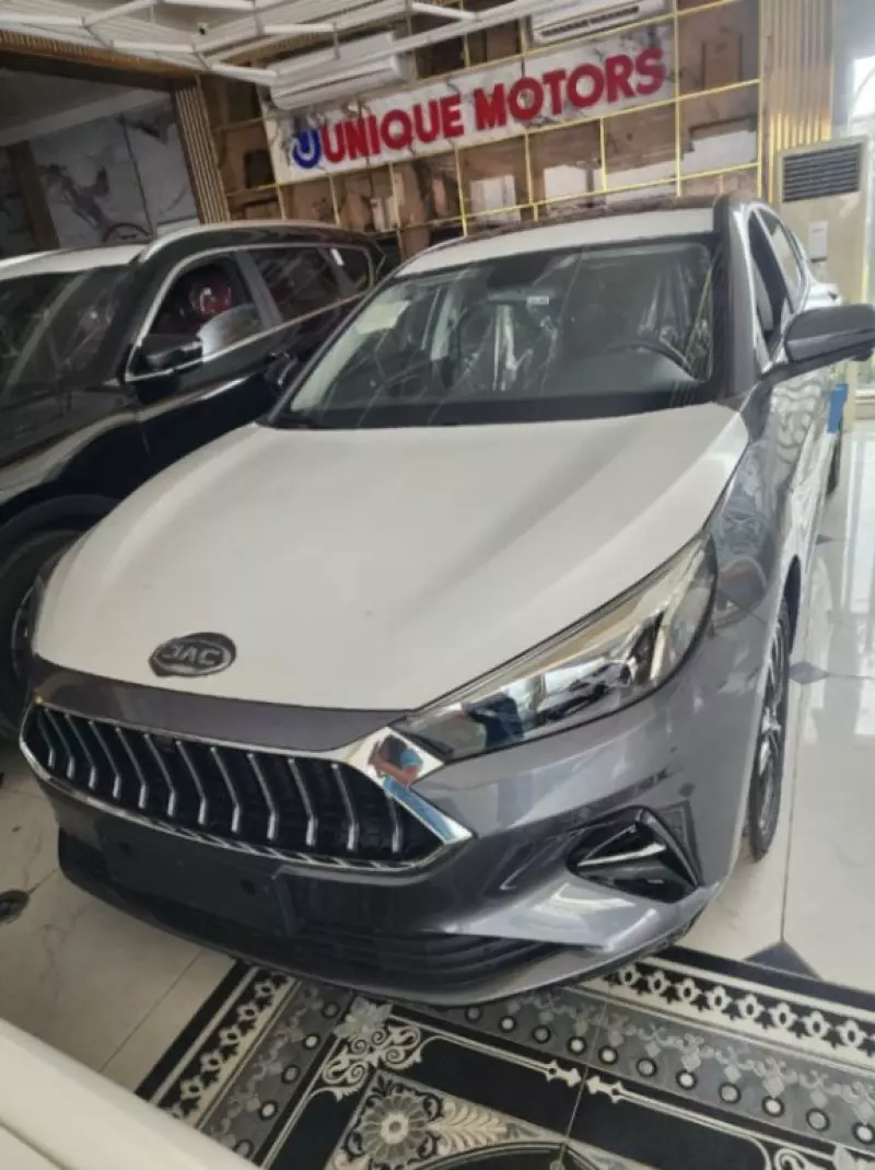 JAC J7   - 2025