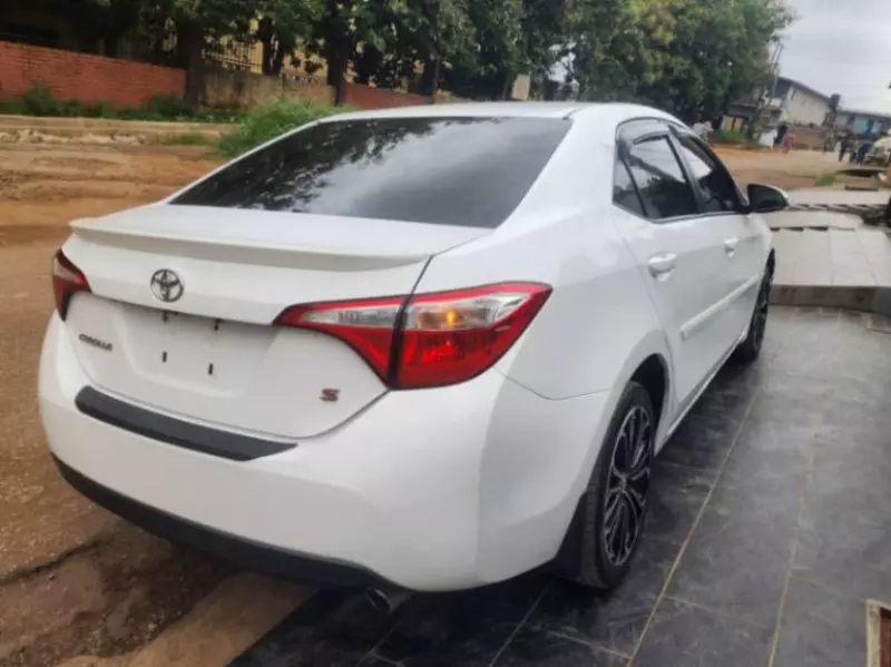 TOYOTA Corolla   - 2014