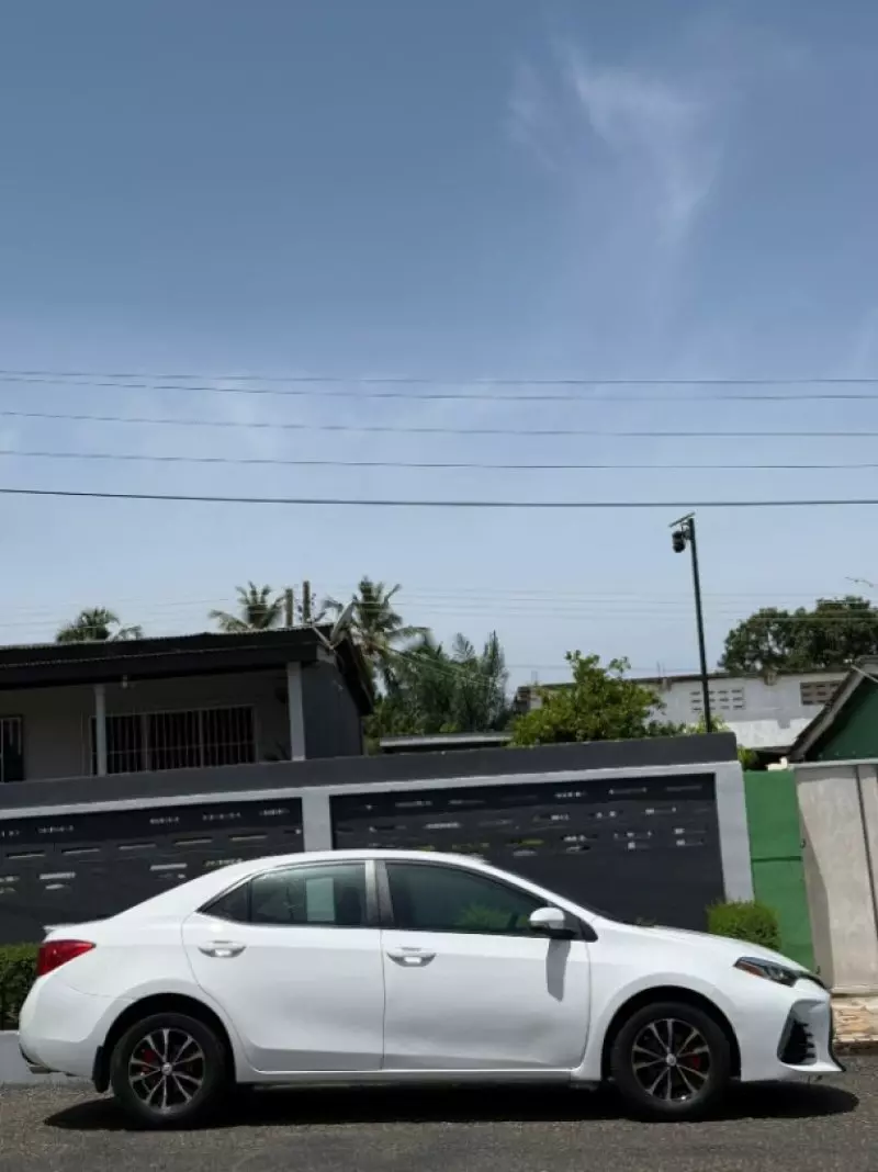 TOYOTA Corolla - 2018