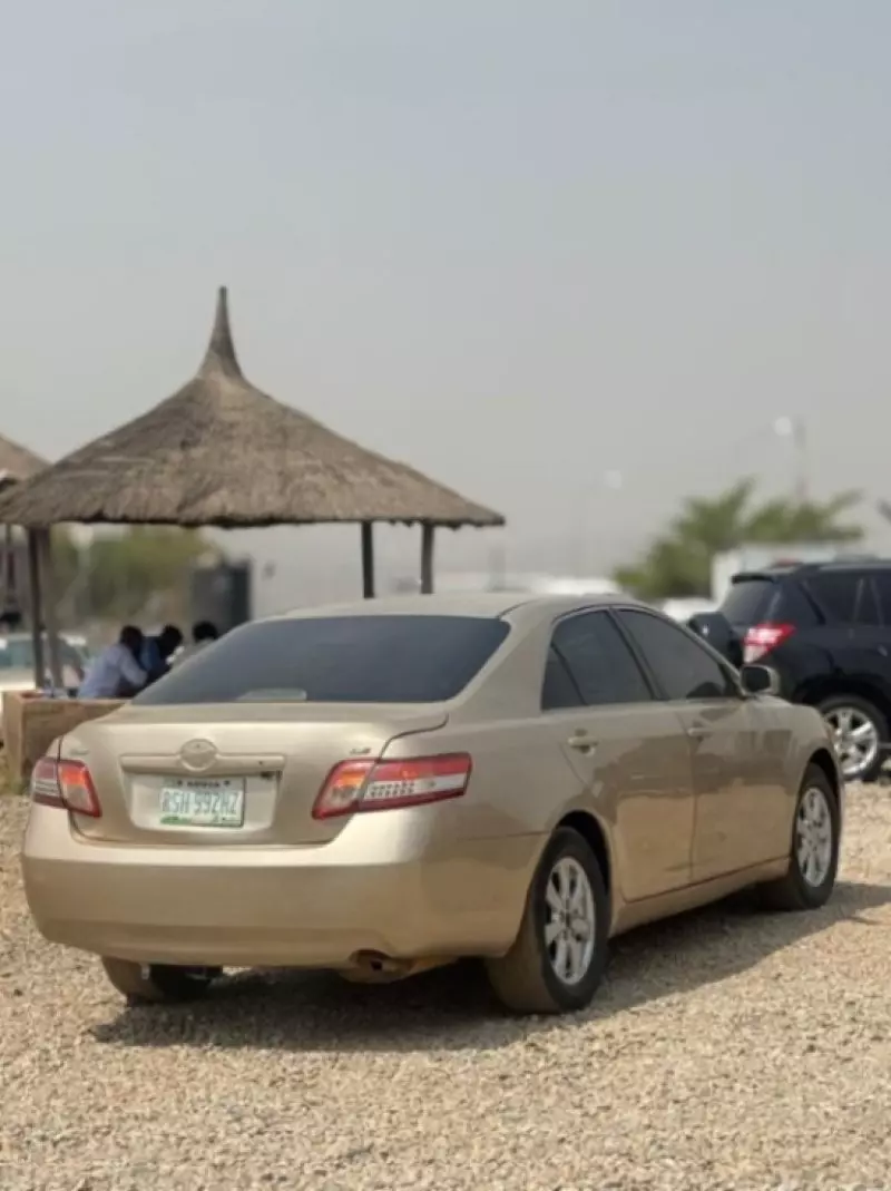 Toyota Camry   - 2008