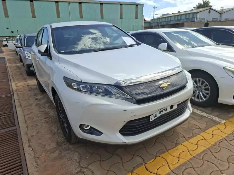 Toyota Harrier   - 2014