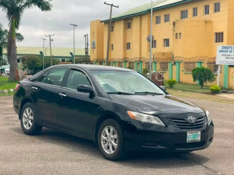 TOYOTA Camry   - 2009