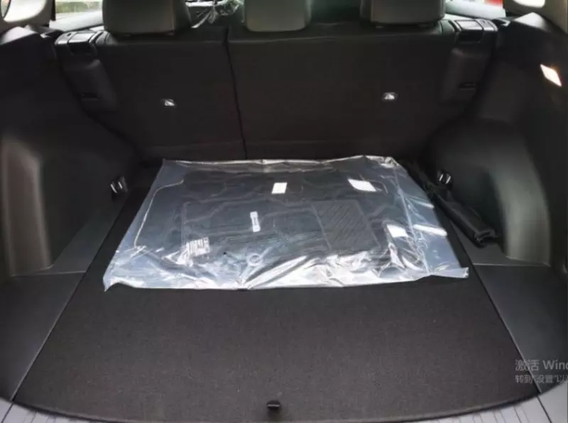 TOYOTA RAV 4   - 2025