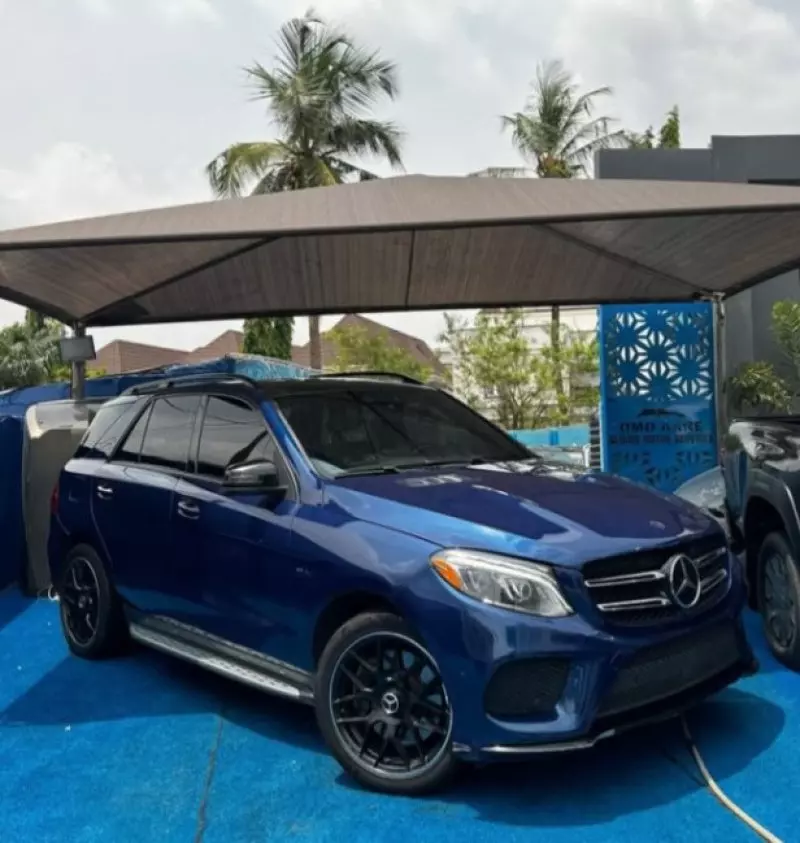 Mercedes-Benz GLE-Class   - 2017