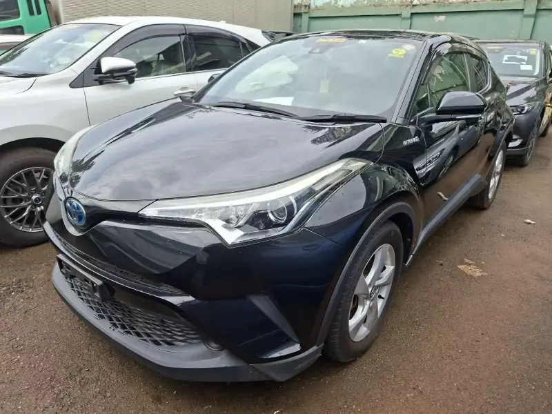 Toyota CH-R   - 2017