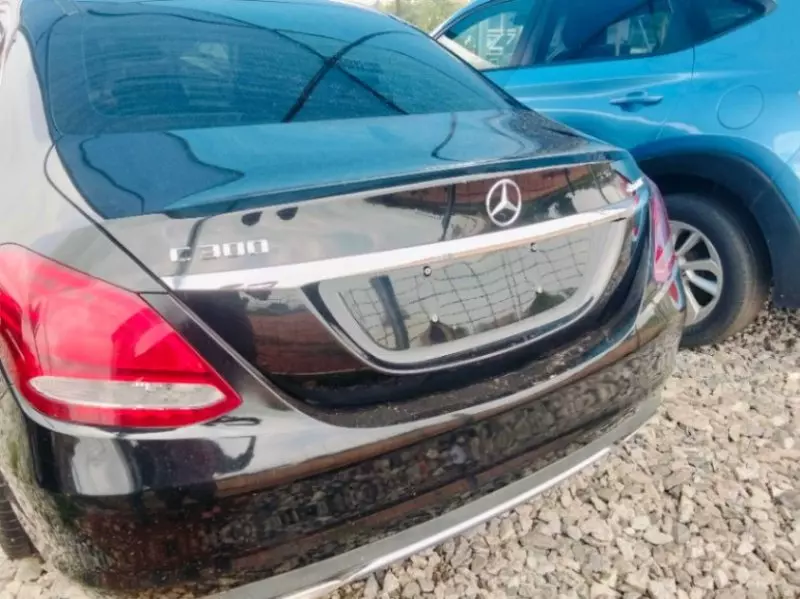 Mercedes-Benz C-Class   - 2015
