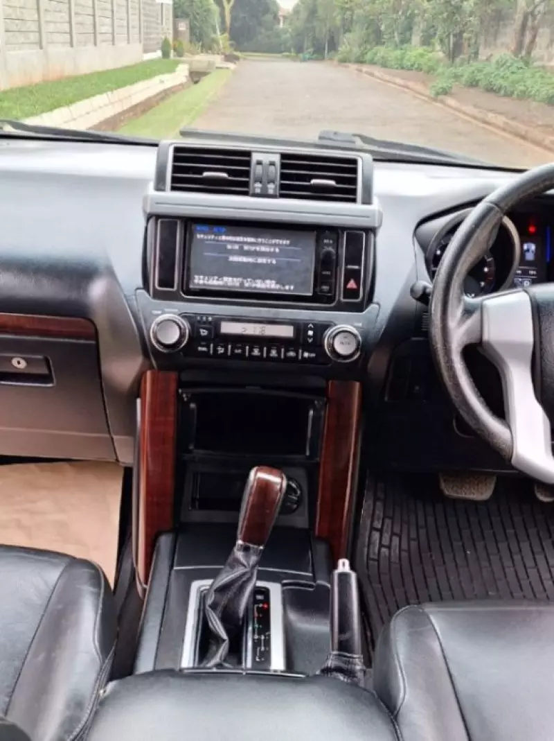 TOYOTA Landcruiser Prado   - 2015