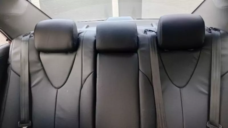 Toyota Camry   - 2011