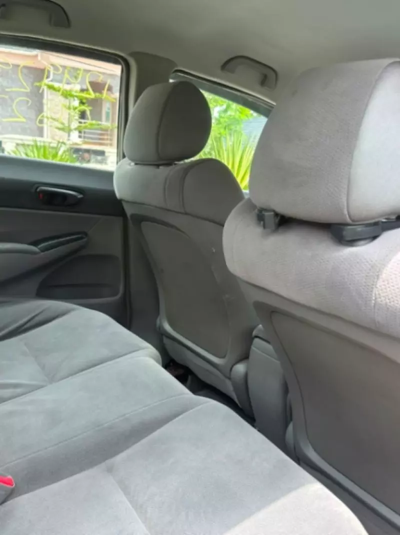 Honda Civic - 2010