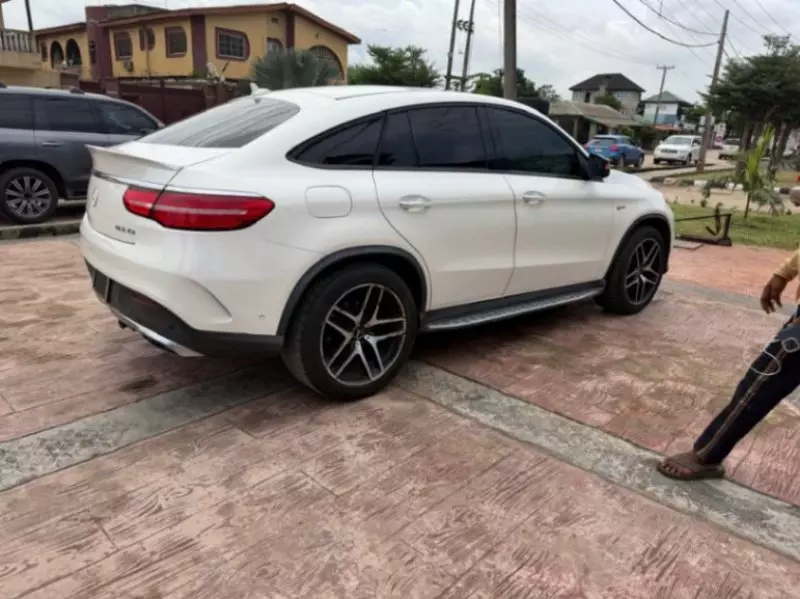 Mercedes-Benz GLE-Class - 2017