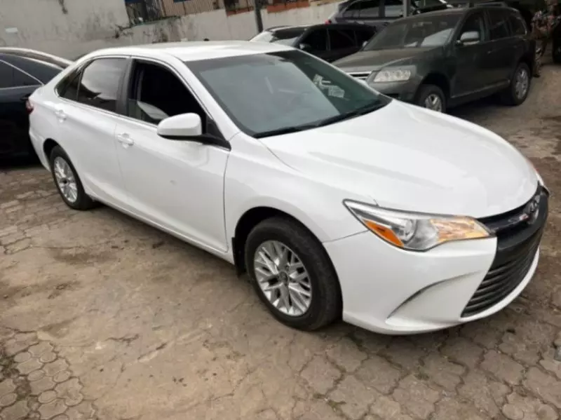 Toyota Camry   - 2017