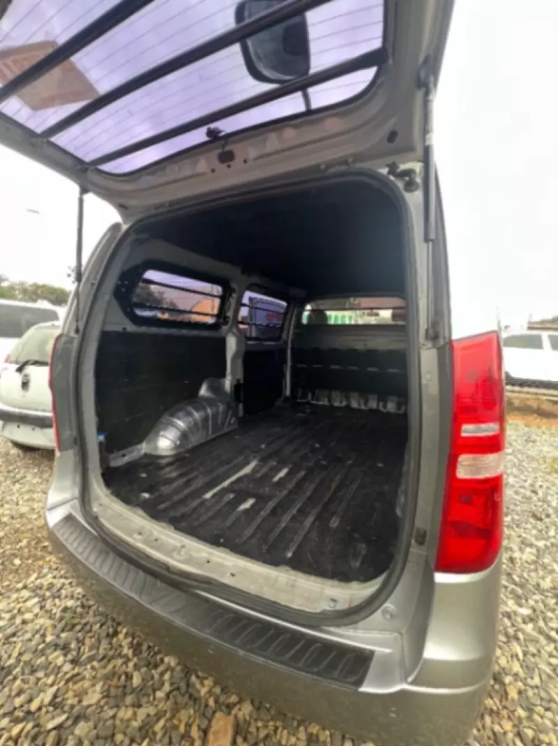 Hyundai H-1 Starex - 2013