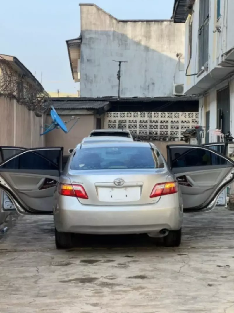 Toyota Camry - 2008