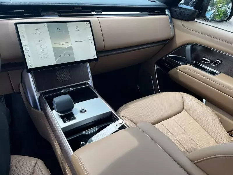 Land Rover Range Rover Autobiography   - 2026