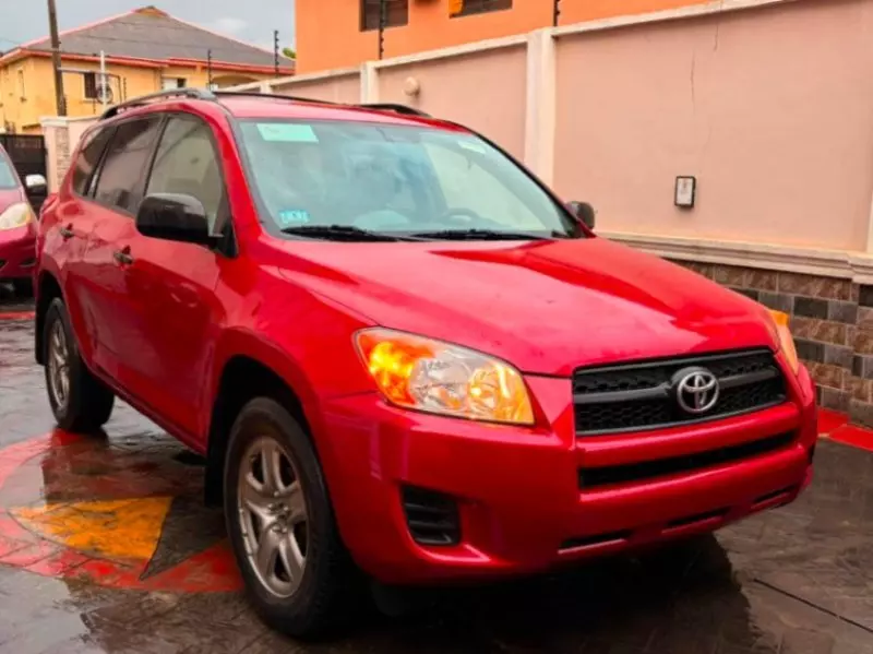TOYOTA RAV 4 - 2011