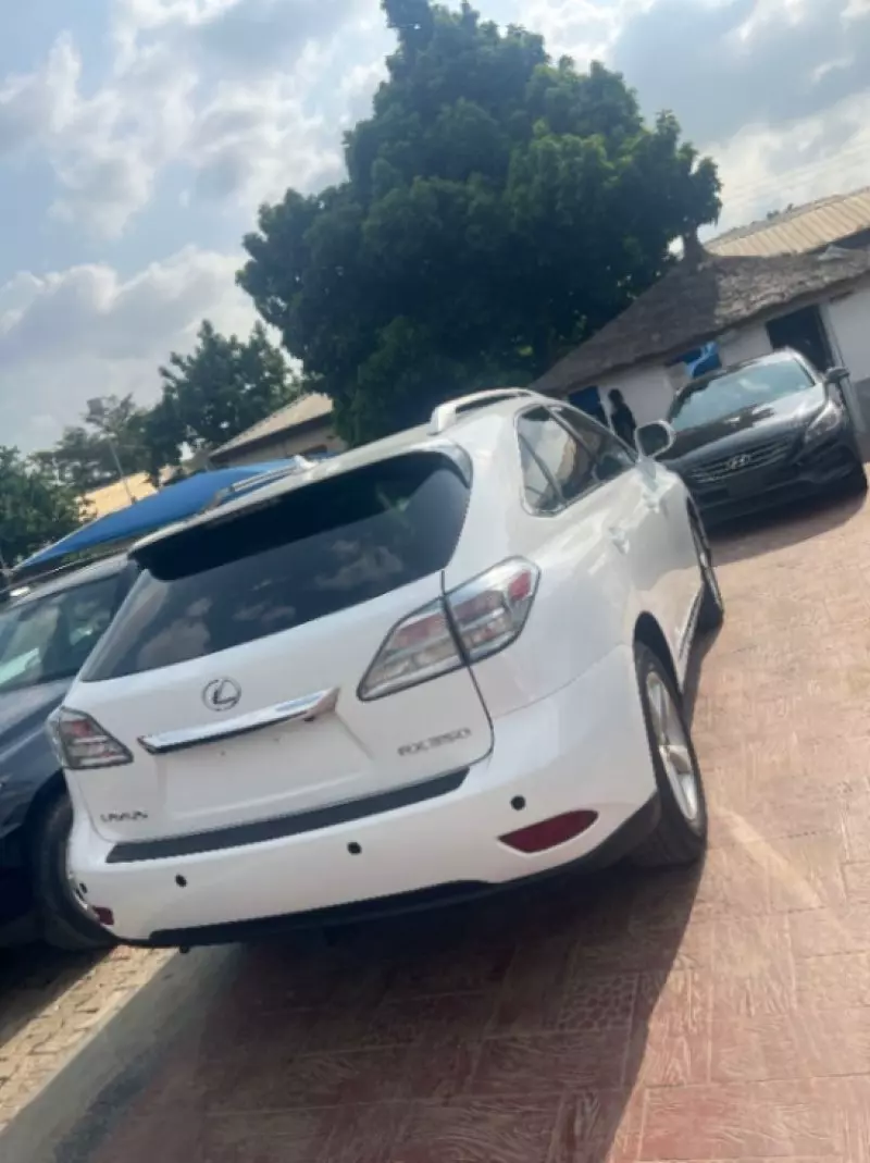 Lexus RX 350   - 2010