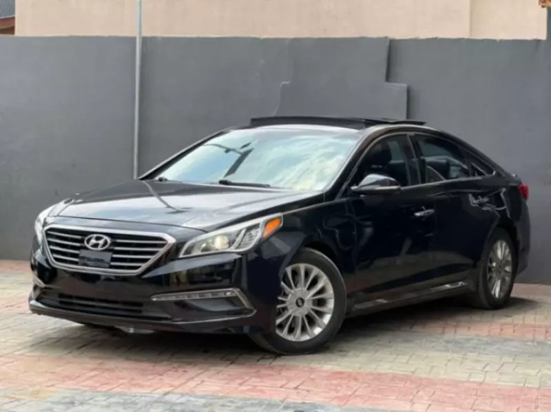 Hyundai Sonata   - 2015