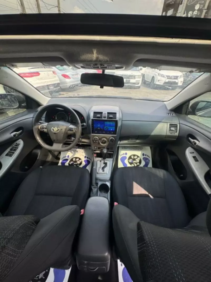 Toyota Corolla   - 2011