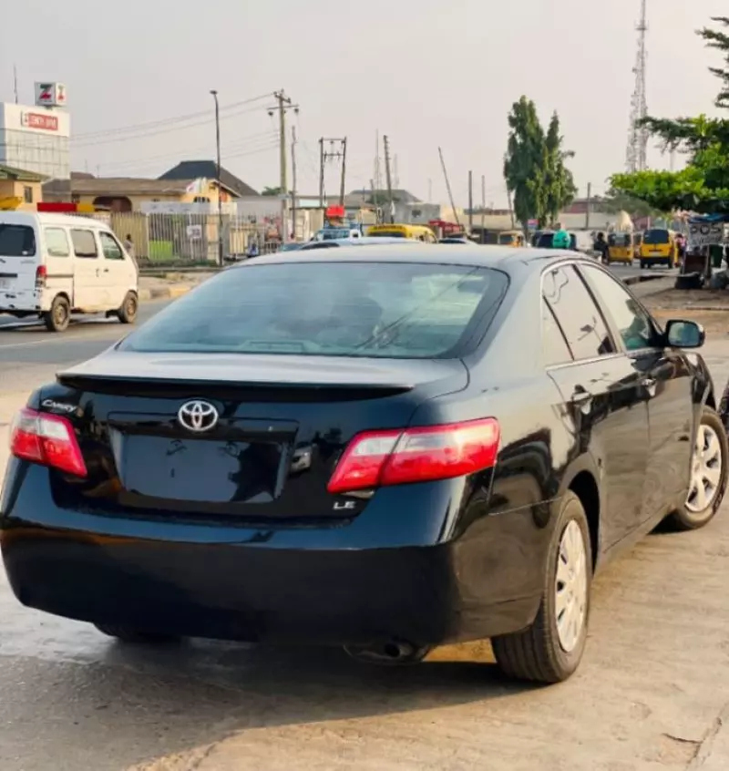 Toyota Camry   - 2007