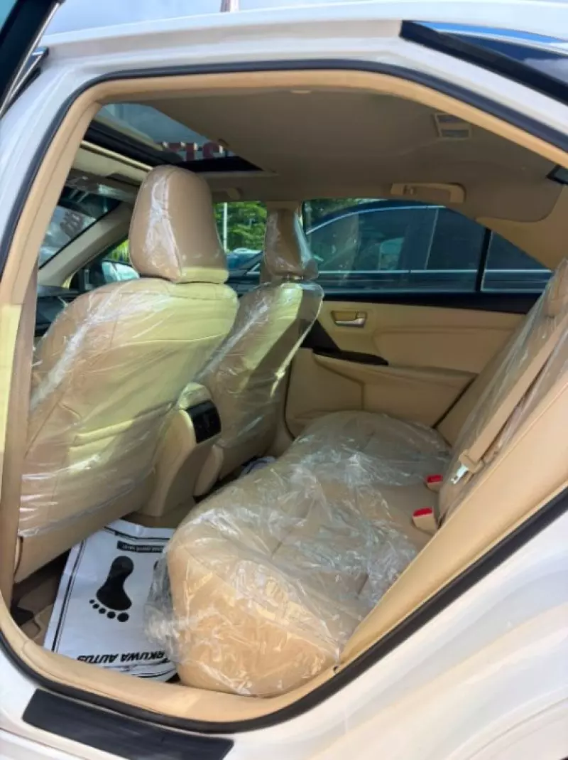 TOYOTA Camry   - 2017