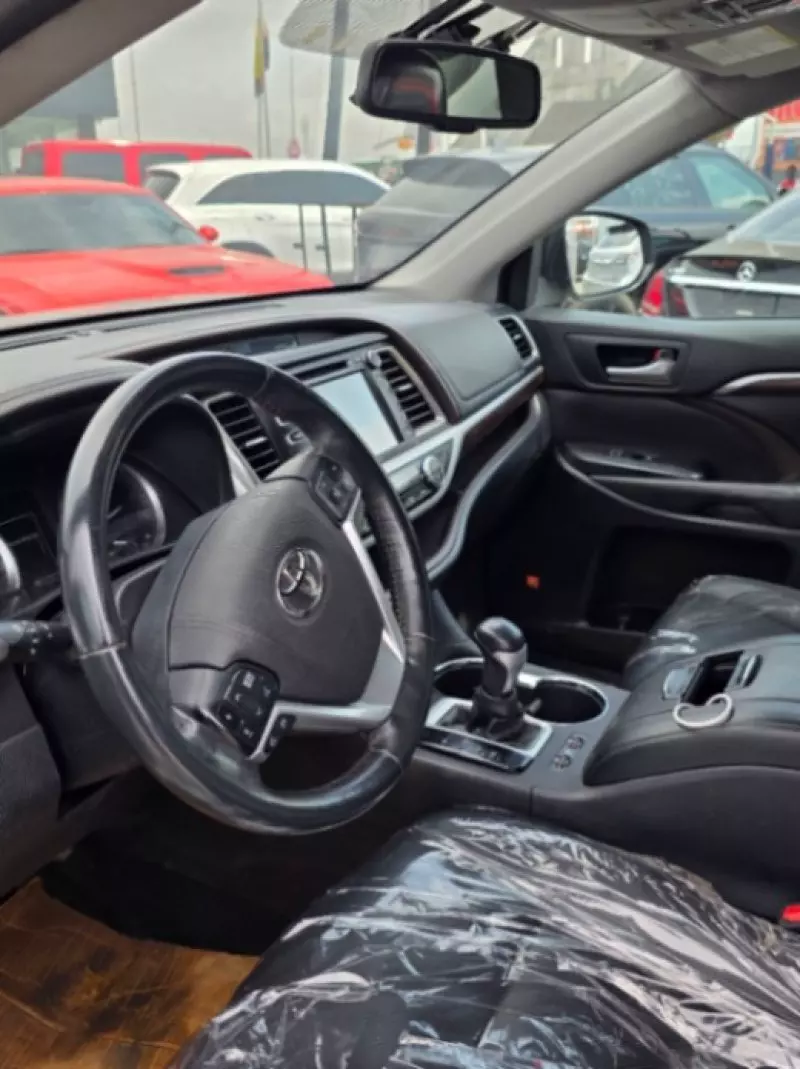 TOYOTA Highlander   - 2017