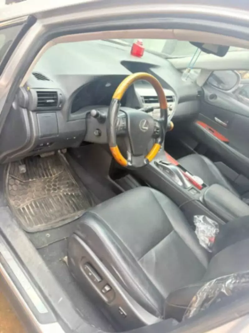 Lexus RX 350L   - 2010