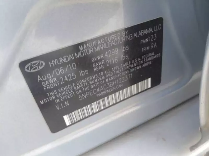 Hyundai Sonata   - 2011