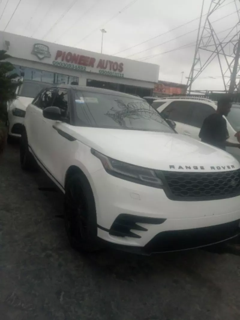Land Rover Range Rover Velar   - 2018