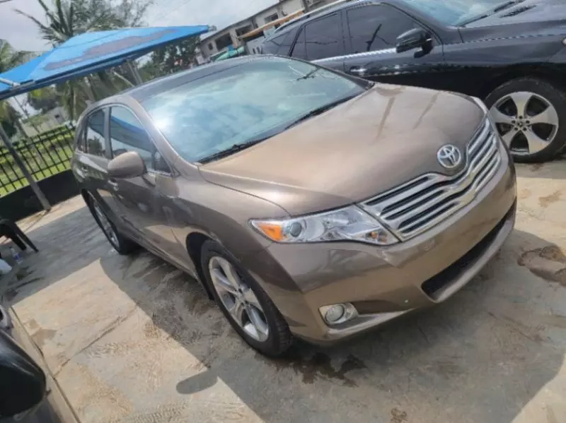 Toyota Venza   - 2010