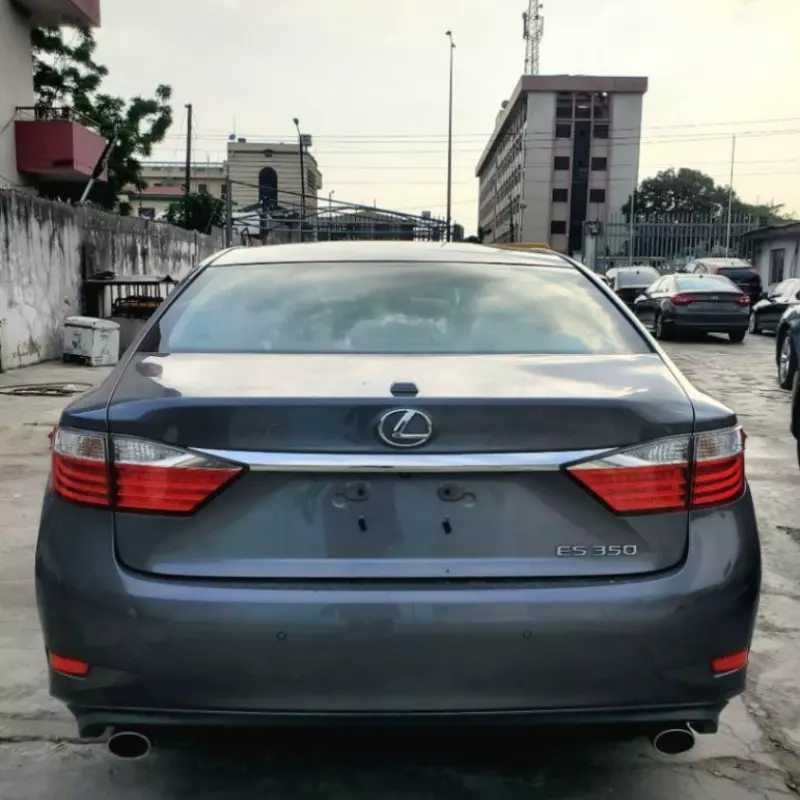 Lexus ES 350   - 2013
