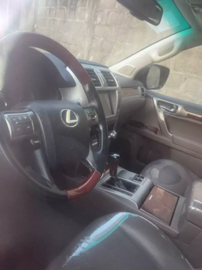 Lexus GX - 2010