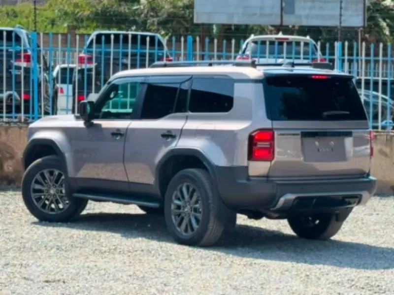 TOYOTA Landcruiser Prado   - 2024